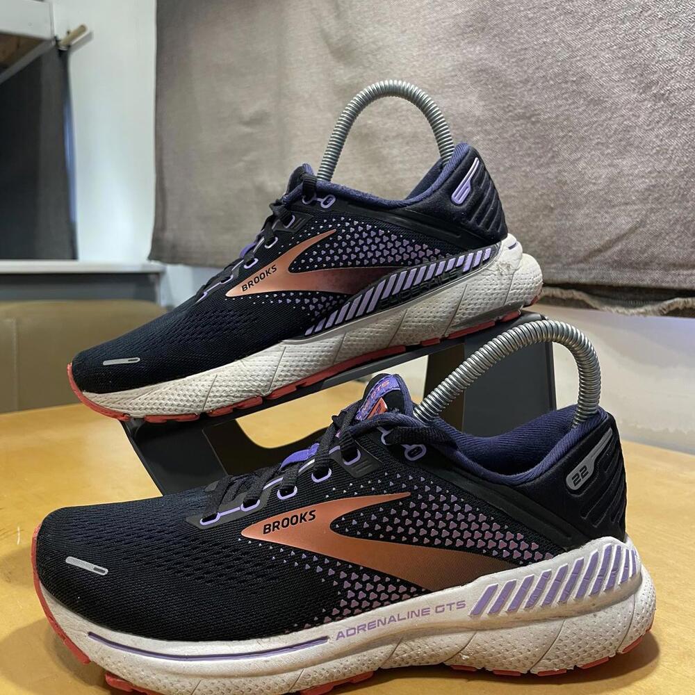 BROOKS ADRENALINE GTS 22